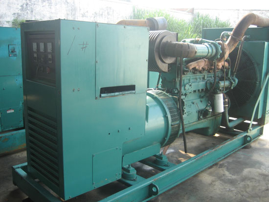 潞城租赁发电机- 发电机碳刷磨损的原因是什么